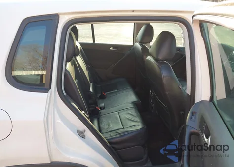 2013 Volkswagen Tiguan S from USA, damaged, VIN WVGAV7AX9DW554744